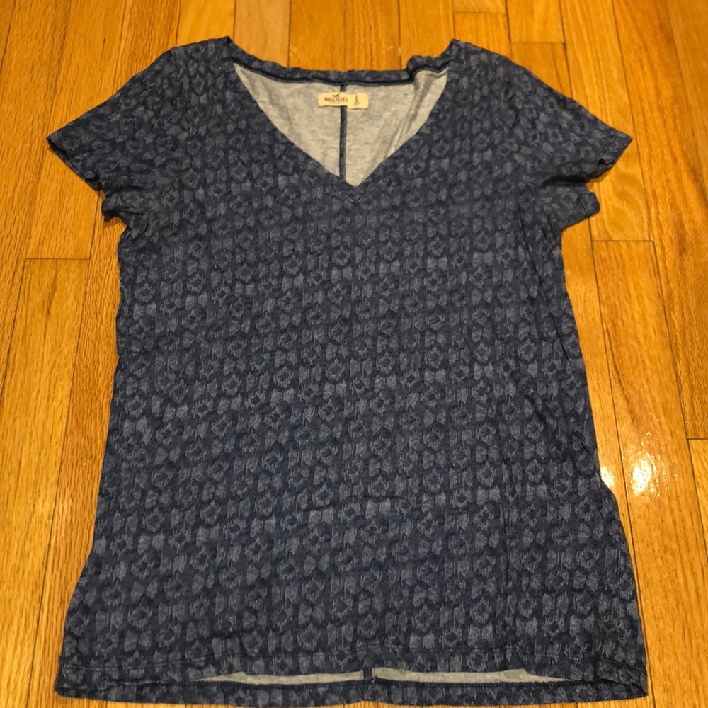 Patterned short sleeve shirt